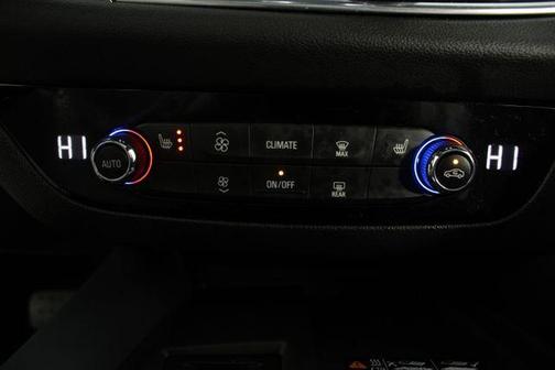 2023 Buick Enclave Essence AWD