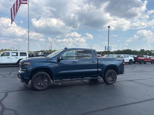 Blue Metallic 2020 Chevrolet Silverado 1500 High Country