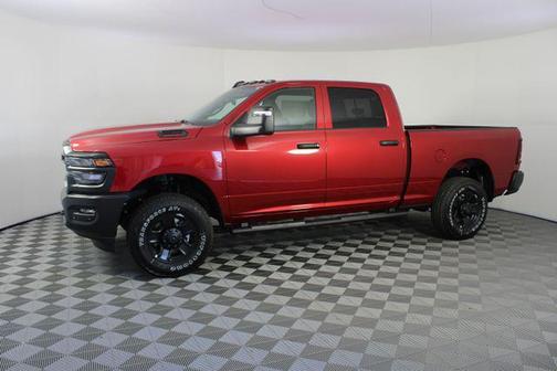 2026 RAM 2500 Tradesman Crew Cab 4x4 6'4' Box