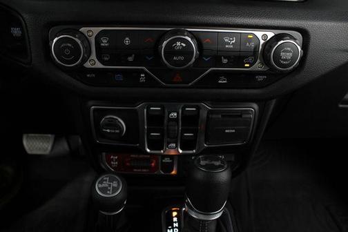 Granite Crystal Metallic Clearcoat 2025 Jeep Wrangler 4xe Willys