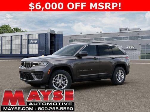 Baltic Gray Metallic Clearcoat 2026 Jeep Grand Cherokee Laredo