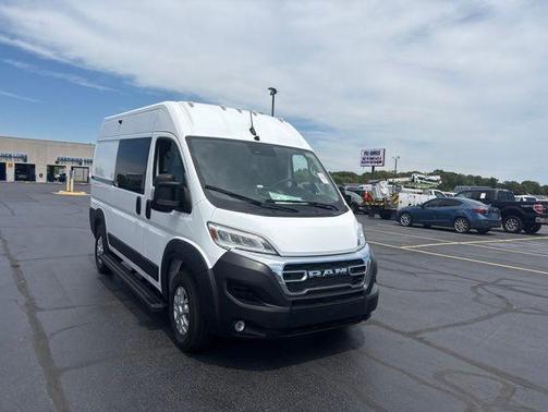 Bright White Clearcoat 2025 RAM ProMaster 1500 Base