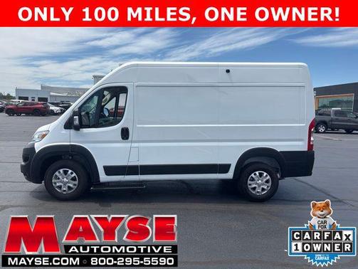 Bright White Clearcoat 2025 RAM ProMaster 1500 Base