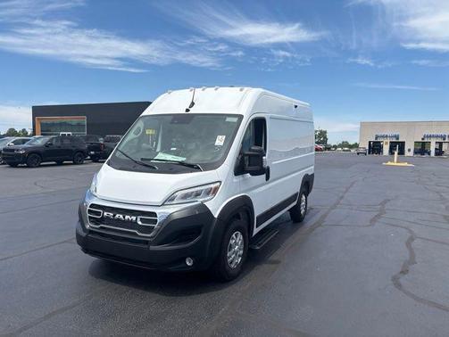 Bright White Clearcoat 2025 RAM ProMaster 1500 Base