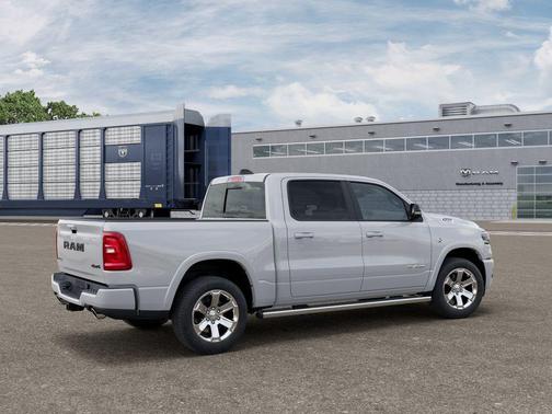 Bright White Clearcoat 2026 RAM 1500 Big Horn/Lone Star