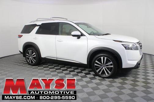 2025 Nissan Pathfinder Platinum 4WD