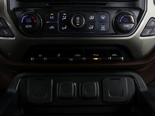 2016 Chevrolet Silverado 1500 High Country