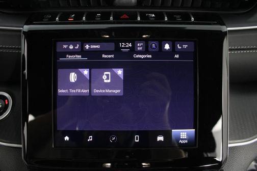 2026 Jeep Grand Cherokee Altitude