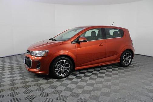 2020 Chevrolet Sonic FWD Hatchback LT 5-Door