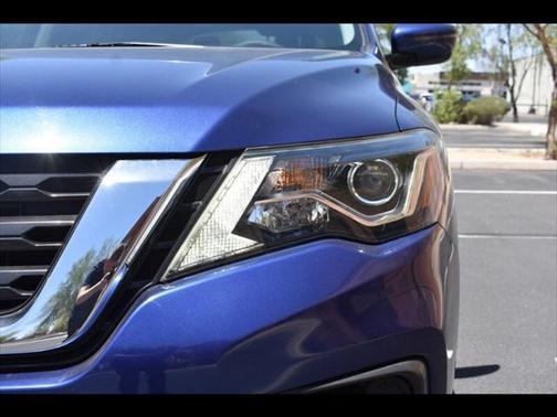 2019 Nissan Pathfinder S