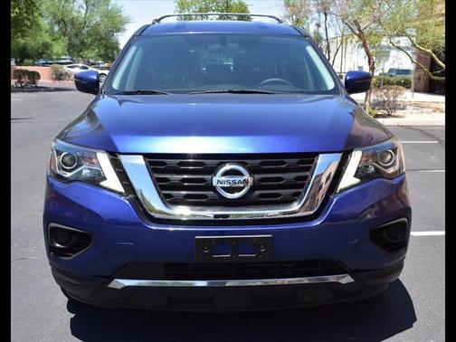 2019 Nissan Pathfinder S