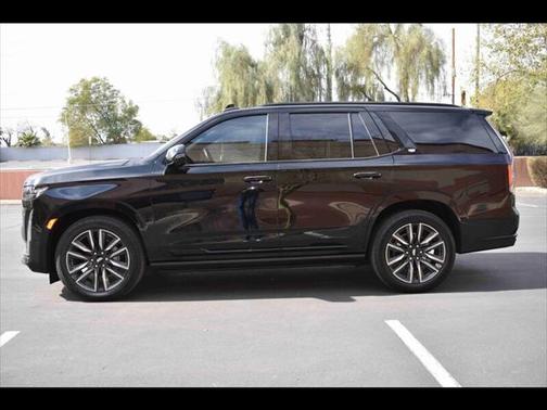 2023 Cadillac Escalade Sport