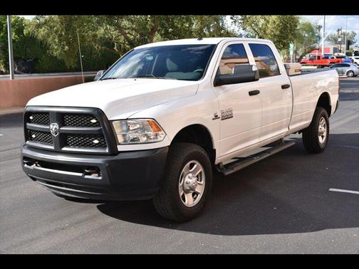 2018 RAM 3500 Tradesman Crew Cab 4x4 8' Box