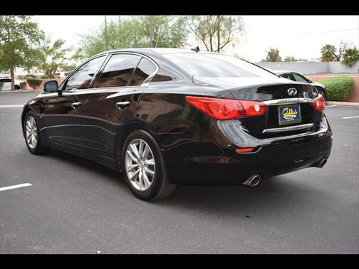 2015 INFINITI Q50 Premium
