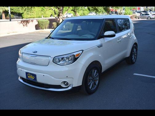 2017 Kia Soul EV +