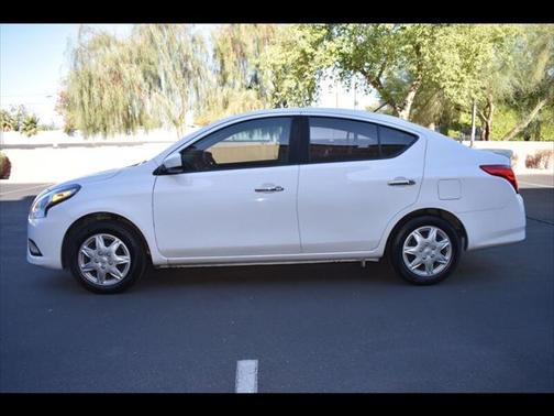 2018 Nissan Versa 1.6 SV