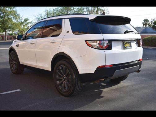 Fuji White 2016 Land Rover Discovery Sport SE