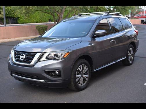 2018 Nissan Pathfinder SV
