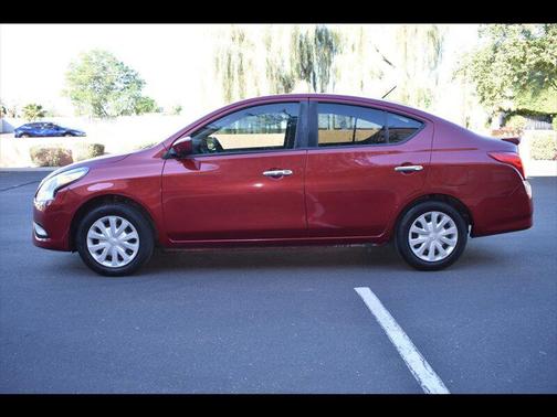 2019 Nissan Versa 1.6 SV