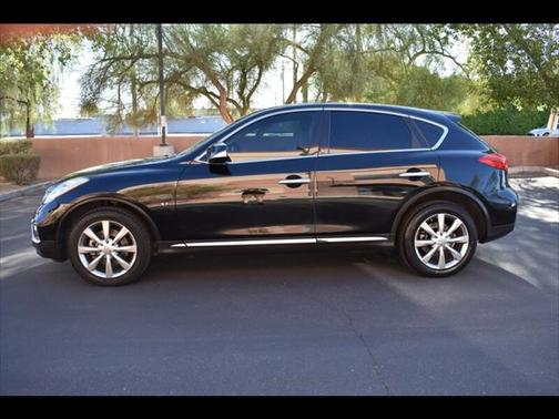 2017 INFINITI QX50 Base