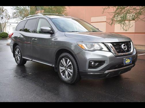 2019 Nissan Pathfinder SL