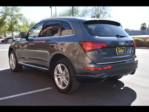 2017 Audi Q5 2.0T Premium Plus