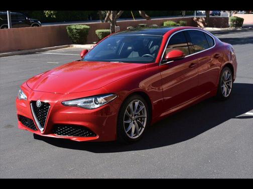 2018 Alfa Romeo Giulia Base
