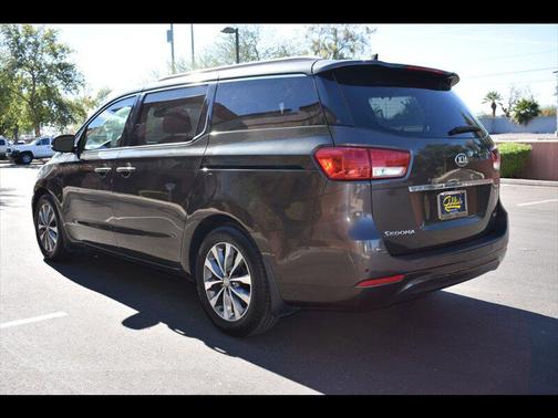 2016 Kia Sedona SX
