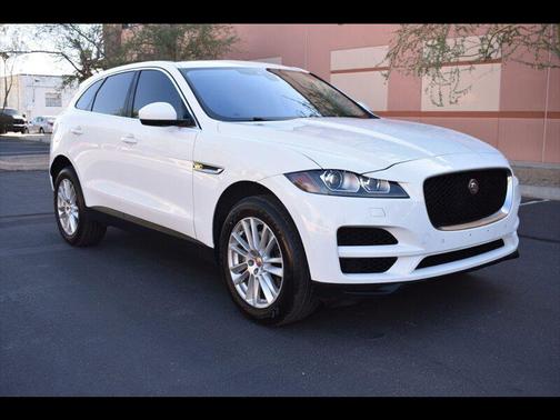 Fuji White 2019 Jaguar F-PACE 30t Prestige