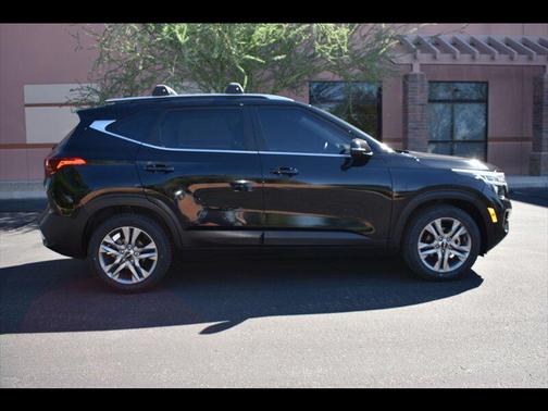 2022 Kia Seltos S