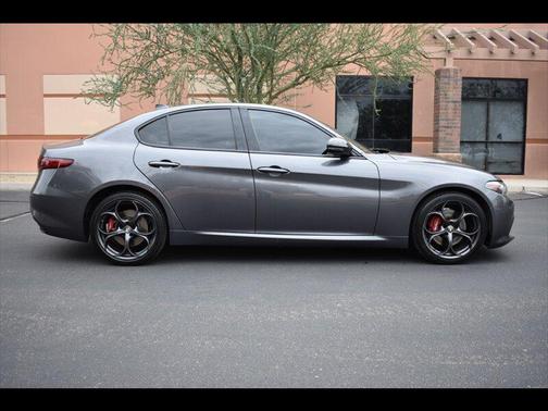 2019 Alfa Romeo Giulia Ti Sport