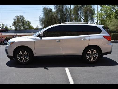 2018 Nissan Pathfinder S
