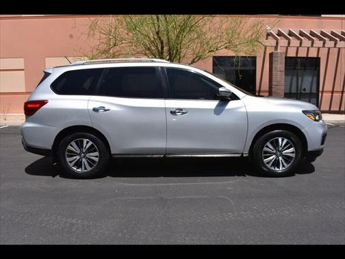 2018 Nissan Pathfinder S