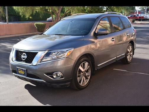 Gun Metallic 2015 Nissan Pathfinder Platinum