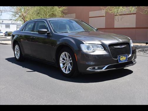 2020 Chrysler 300 Touring