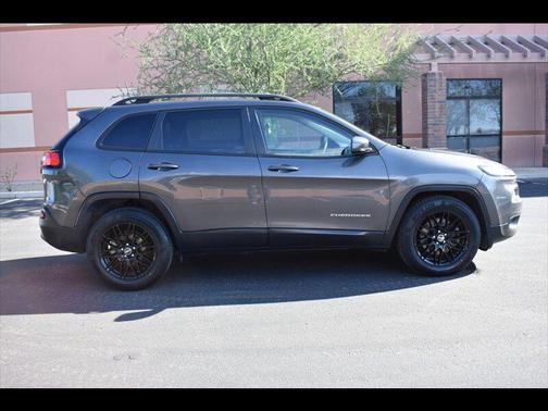 2018 Jeep Cherokee Latitude Plus