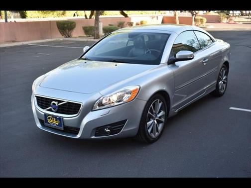 2011 Volvo C70 T5