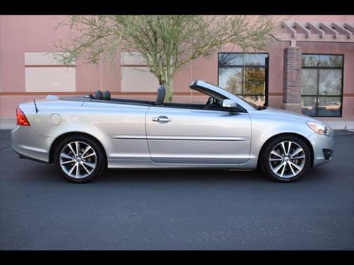 2011 Volvo C70 T5