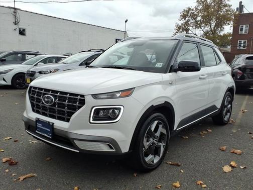 2023 Hyundai VENUE Limited