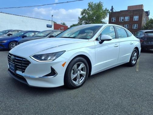 2021 Hyundai SONATA SE