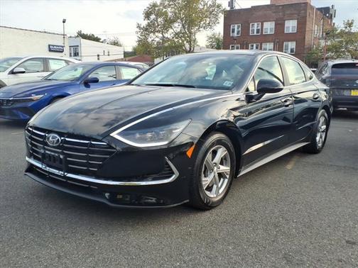 2023 Hyundai SONATA SE