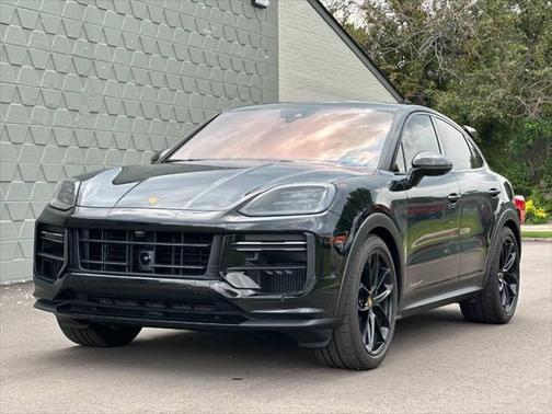 2024 Porsche Cayenne Turbo GT