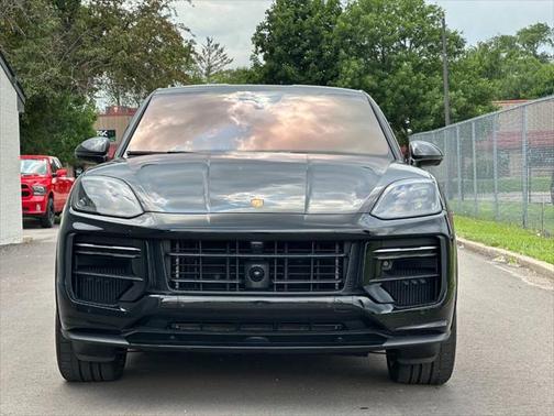 2024 Porsche Cayenne Turbo GT