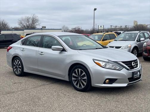 2017 Nissan Altima 2.5 SV