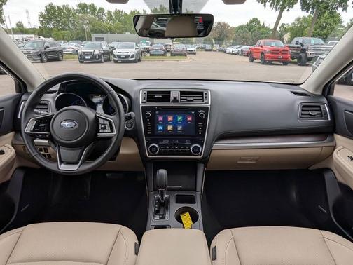 White 2018 Subaru Outback 3.6R Limited
