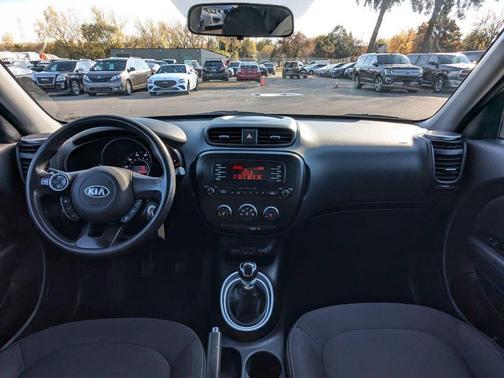 2015 Kia Soul Base
