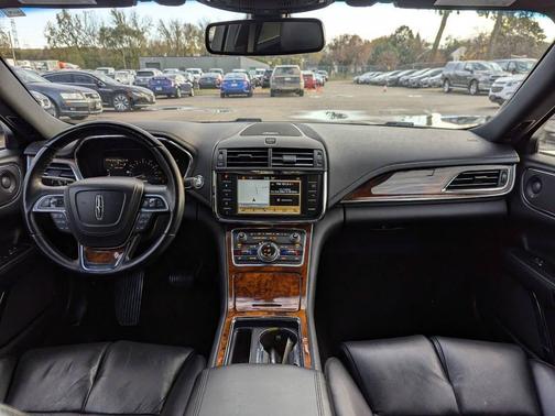 2017 Lincoln Continental Reserve AWD 4dr Sedan