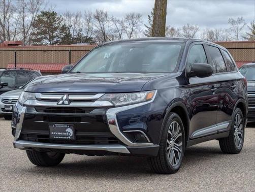 2016 Mitsubishi Outlander ES