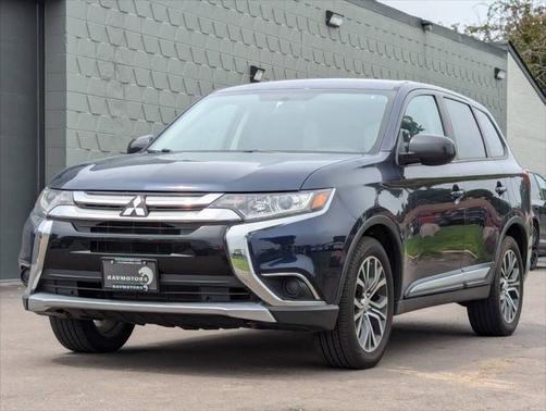 2016 Mitsubishi Outlander ES