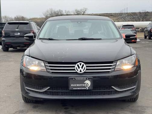 2013 Volkswagen Passat 2.5 SE